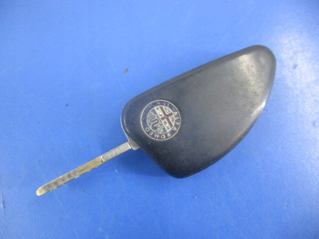 фото №5, Alfa romeo 147 1.9jtd замок зажигания. trw b365 ключ иммобилайзер