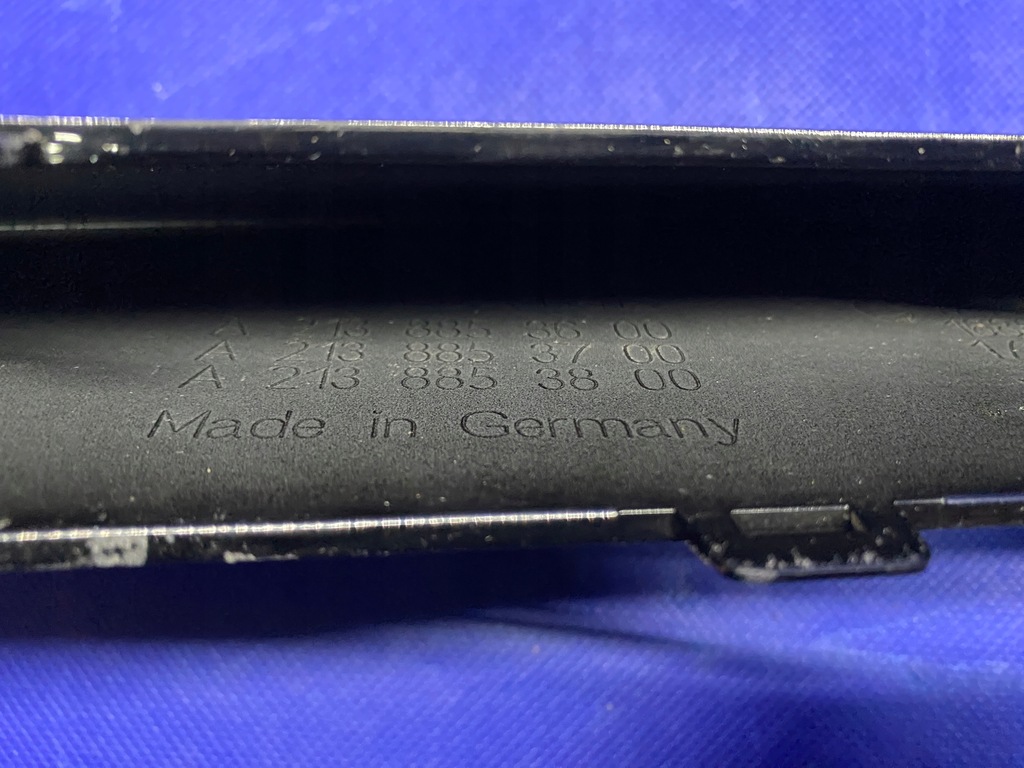 фото №9, Mercedes e w213 молдинг бампера передний накладка решётка радиатора a2138853600