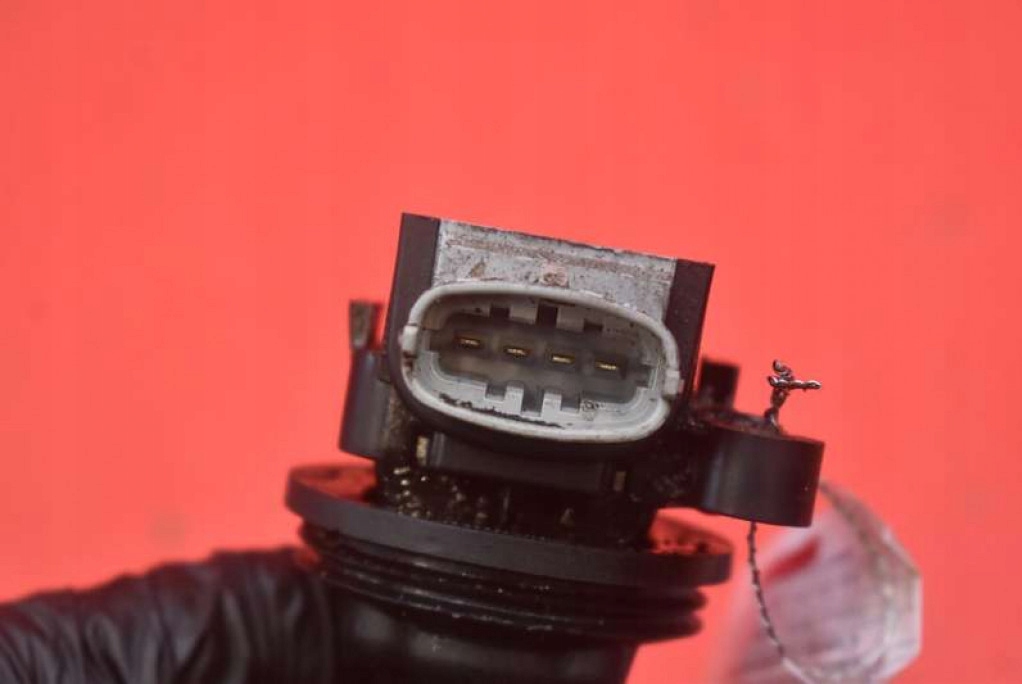 фото №7, Катушка зажигания 0221604010 volvo s60 1 i 2.5 t 210 km 04-09