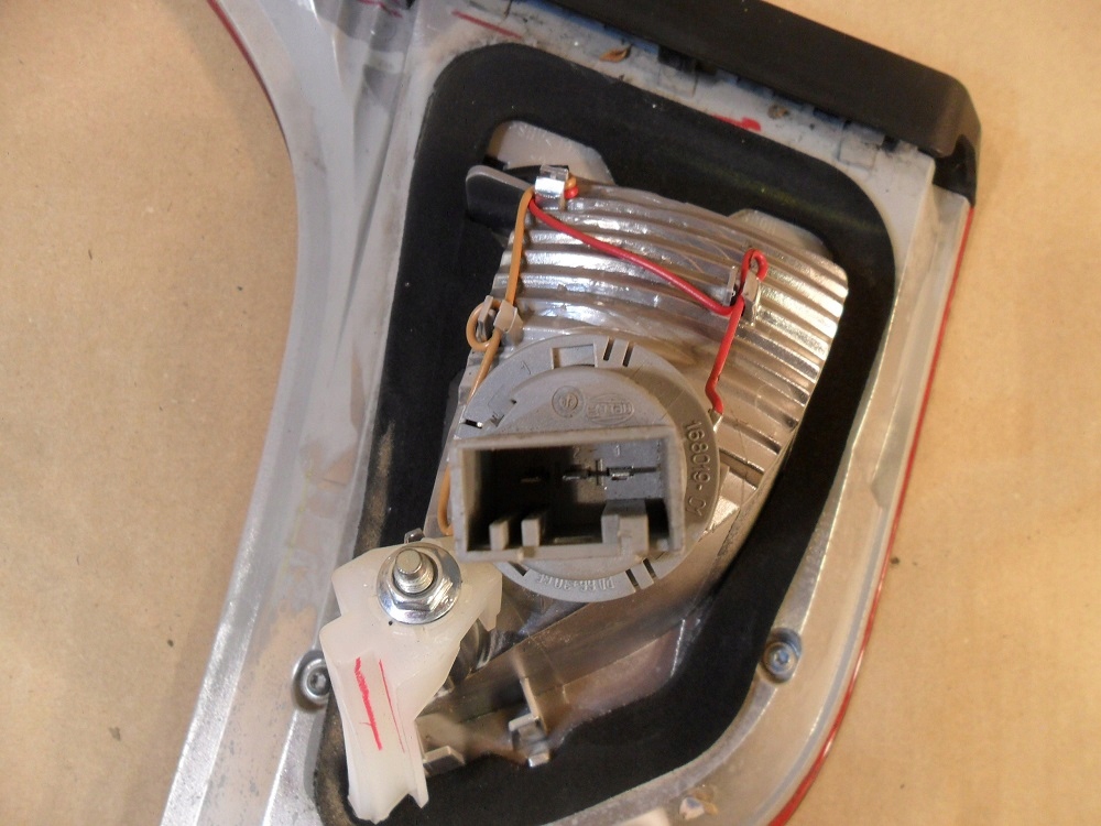 фото №14, Bmw x6 e71 лампа задня ліва w кришка 7179987-12