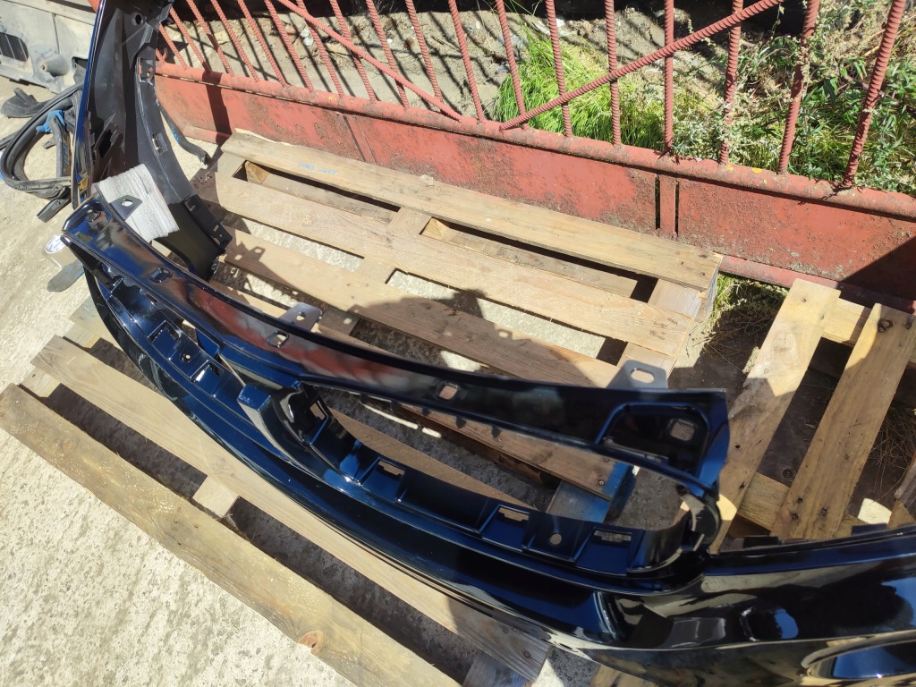 Бампер передний bmw x5 f15 / f85 10.13-3.19r ксенон x2 pdc лак 668 Оригинал