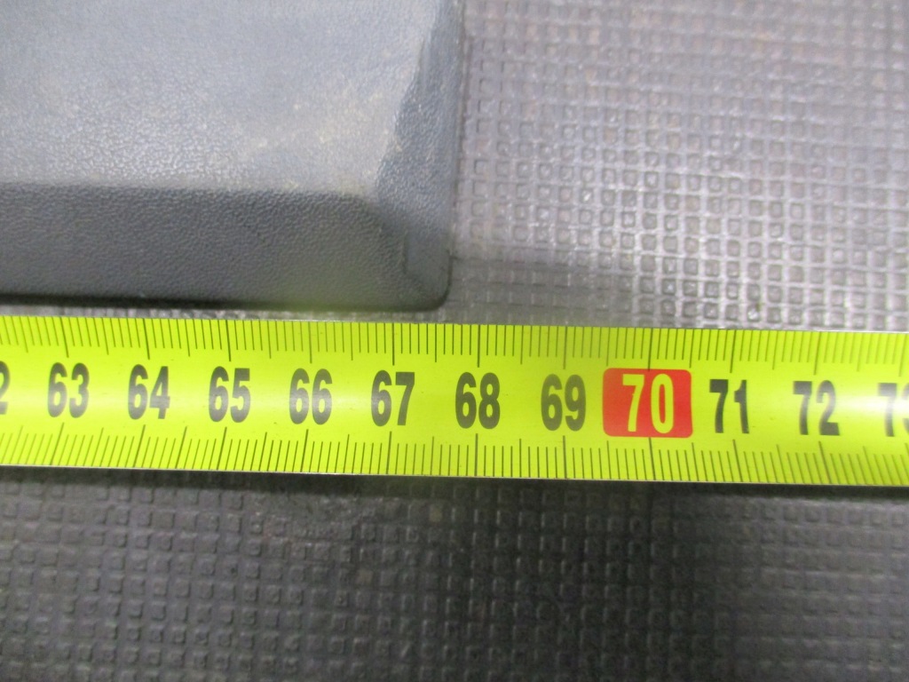 Молдинг двері лівий задній 39987038 volvo v50 i 07-12r. Ціна