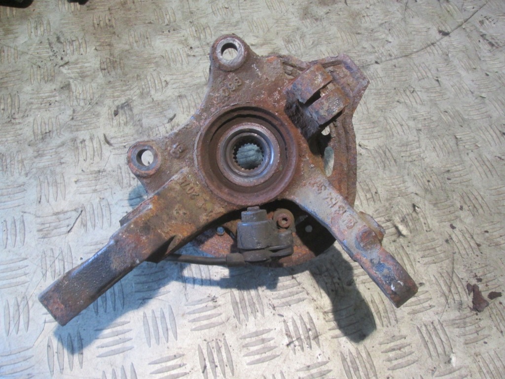 фото №1, Поворотний кулак ступиця ліва лівий перед opel tigra b