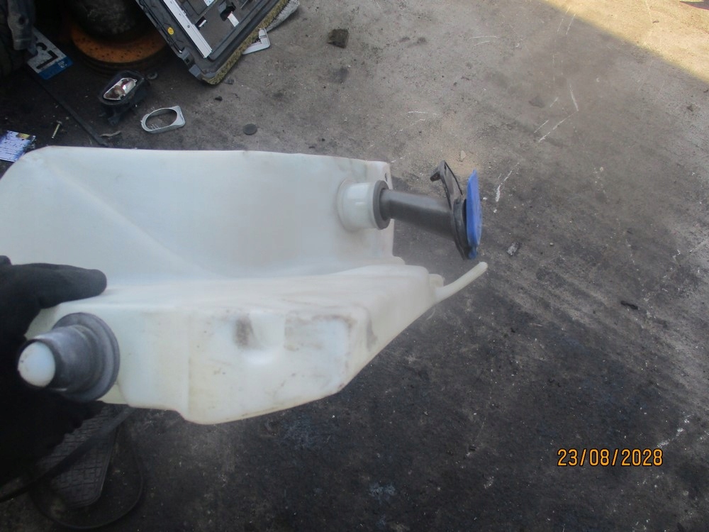 фото №6, Jaguar xf бачок омывателя заливная горловина комплект