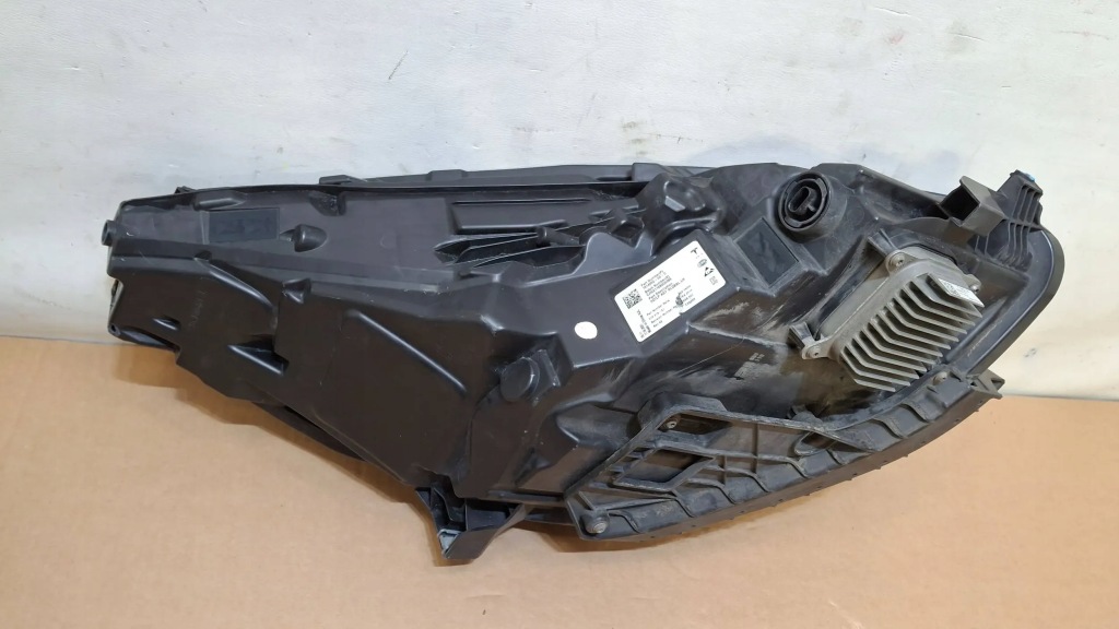 Купить Фара перед передняя левая tesla model 3 рестайлинг  full led 1514952-00-c