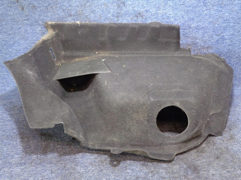 фото №2, Обшивка багажника alfa romeo giulietta 2010- правый