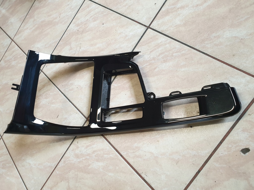 Купити Захист корпус рамка консолі центральної bmw x1 f48