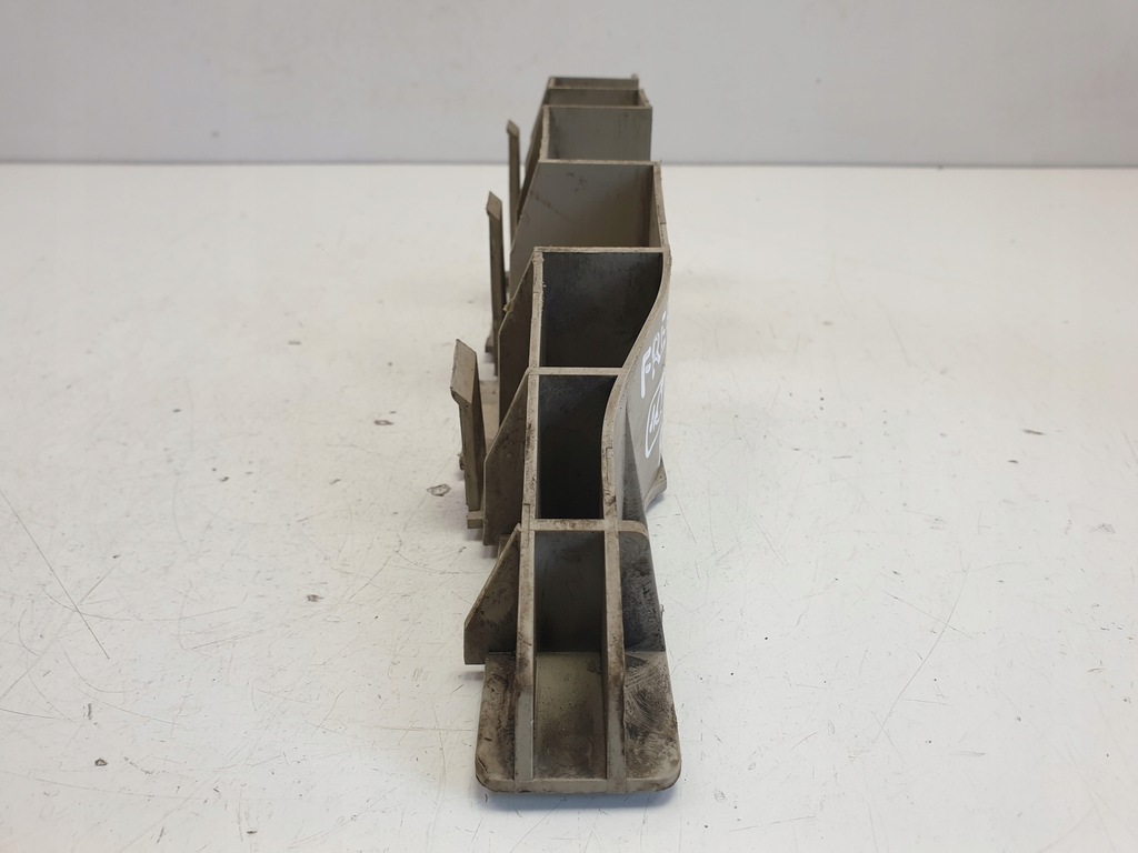 фото №5, Land rover freelander i направляющая бампера правый перед