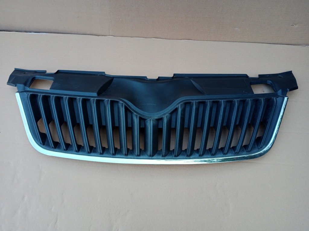 фото №1, Skoda fabia ii roomster решётка радиатора решётка радиатора 2005r-