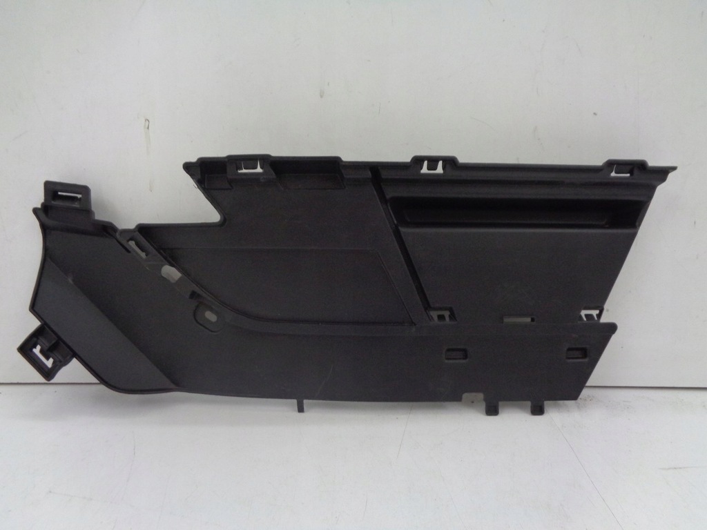 фото №1, Peugeot 2008 заглушка накладка бампер перед