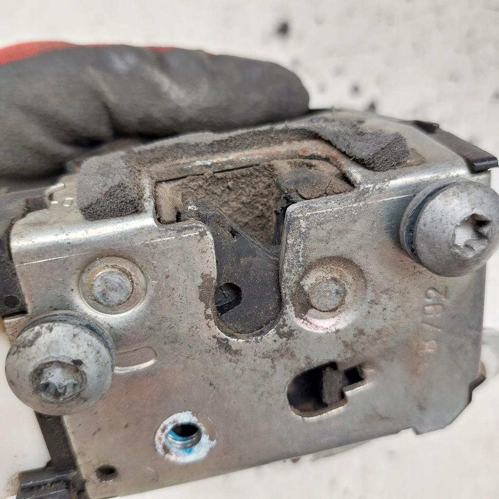 фото №10, Alfa romeo gt замок двері правий перед 6pin