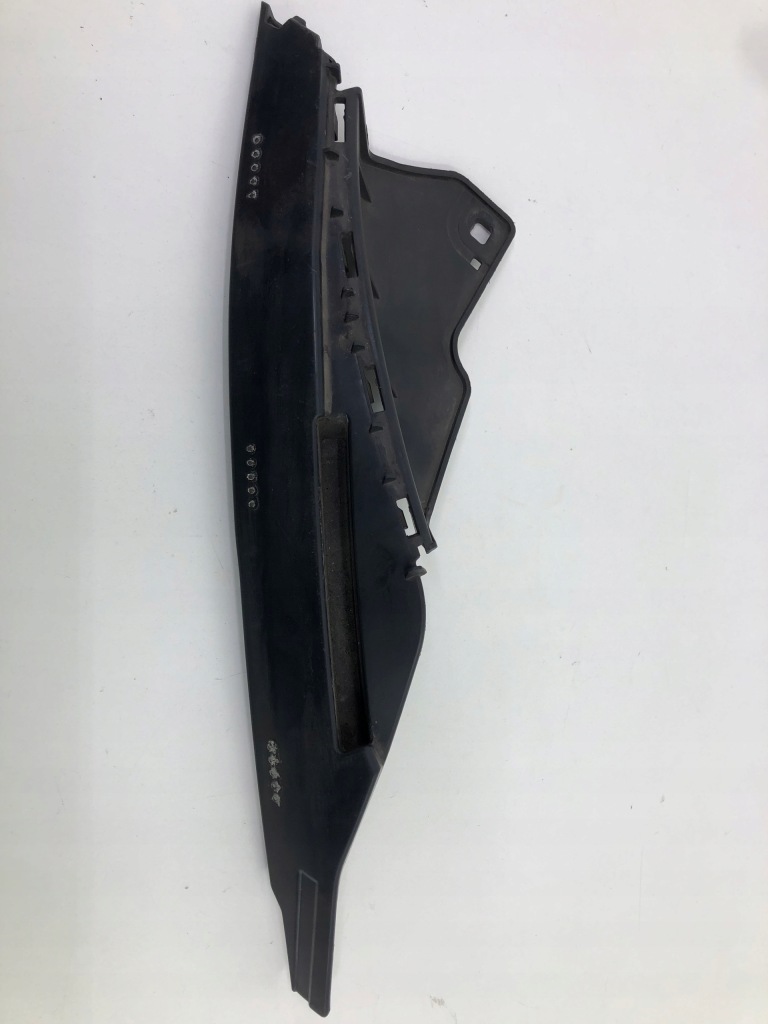 Купить Mercedes w247 направляющая бампера правый перед a2478856400