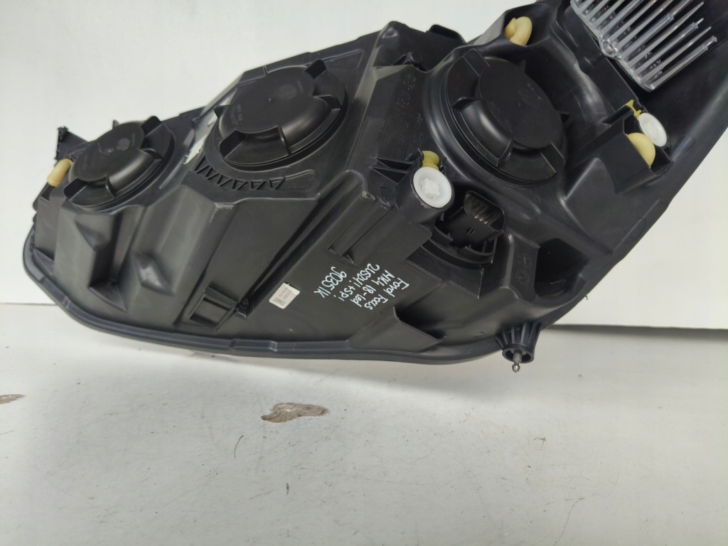 Фара правий фара ford focus mk4 18- led Ціна