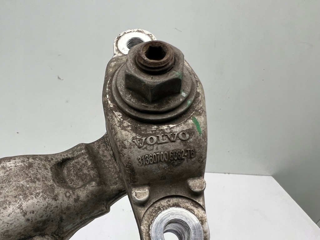 фото №5, Volvo xc60 xc90 ii рычаг передний левый перед нижний оригинал