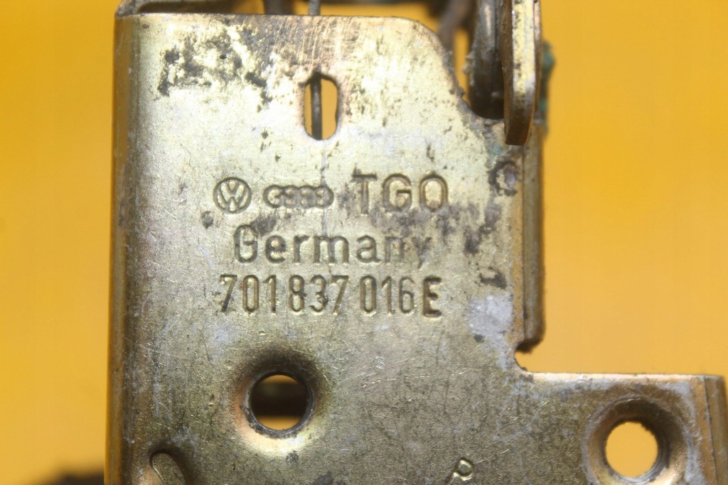 фото №6, Замок дверь правый перед vw transporter t4 caravella multivan 701837016e