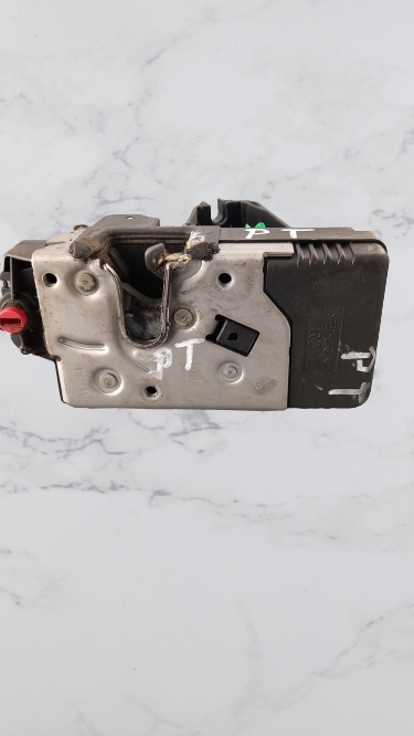 фото №1, Замок правый задняя opel vectra b kombi 01r