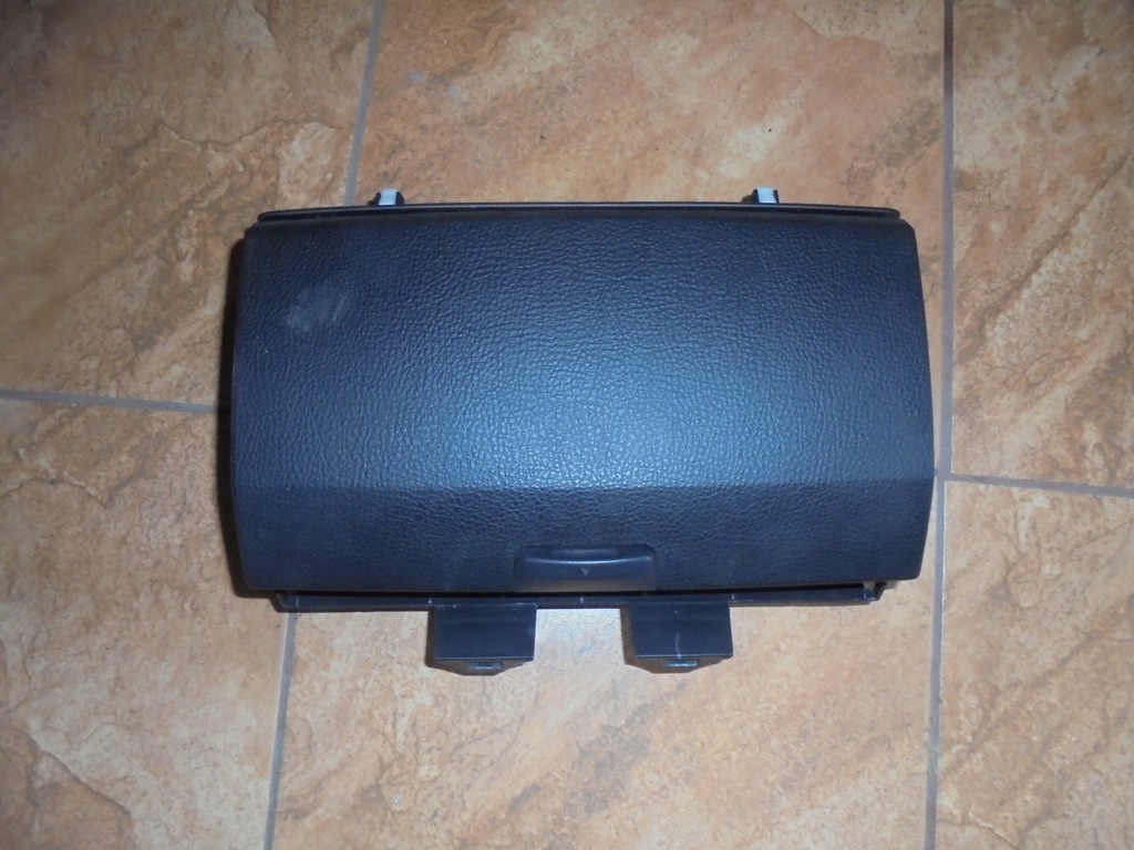 фото №1, Бардачок mazda 6 03' 2.0b sed