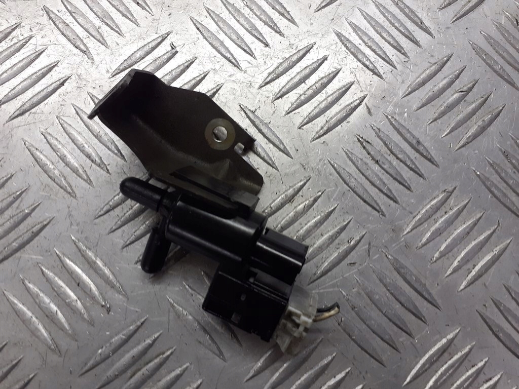 фото №1, Клапан вакуумa mazda 6 2.0 citd k5t49091