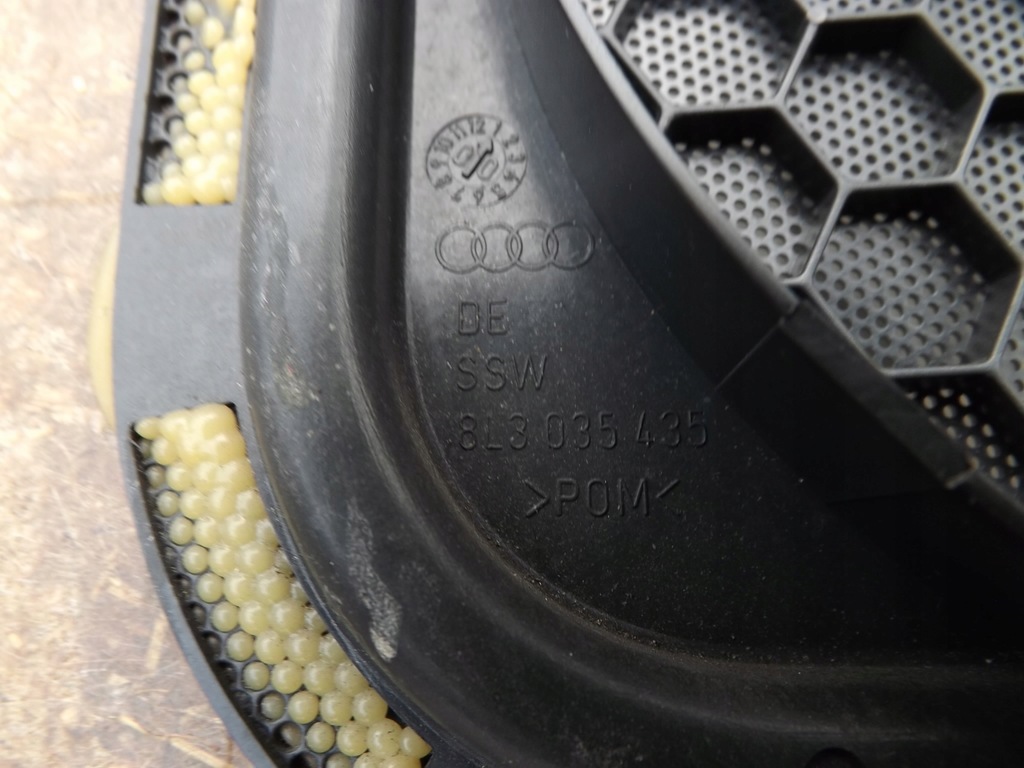 фото №16, Audi s3 8l обшивка дверь велюр правый левый niebieski uk