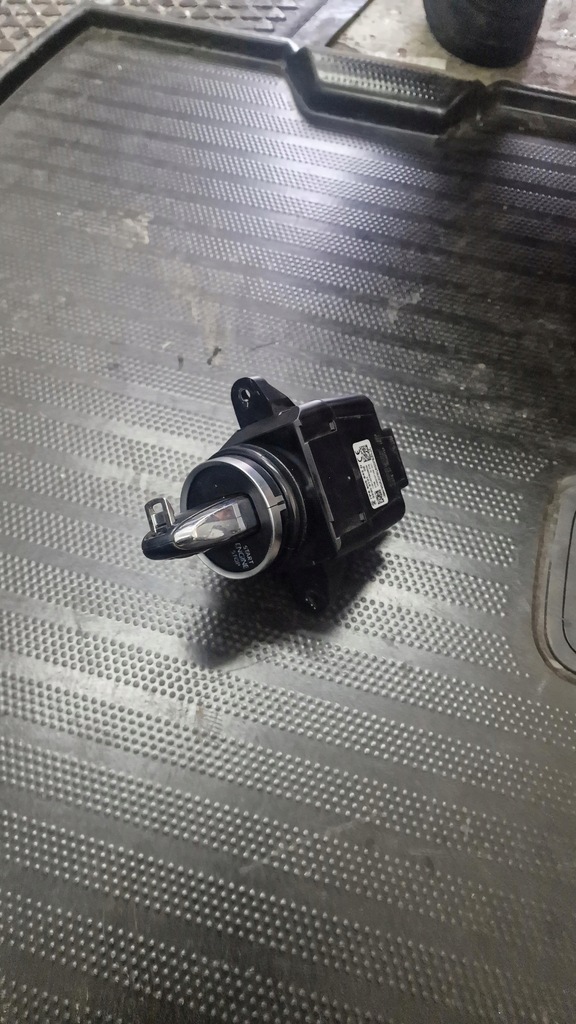 фото №1, Ключ замок зажигания touareg 7p lift 7p6905843d