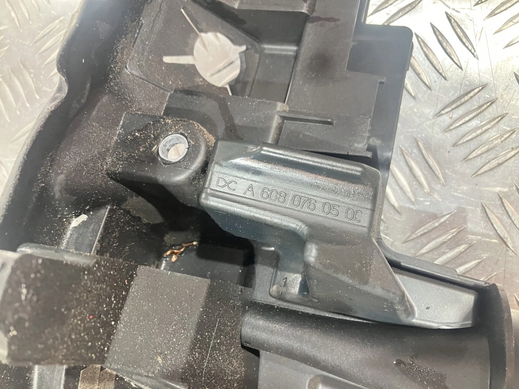 фото №3, Защита двигателя щуп mercedes w177 1.5 cdi