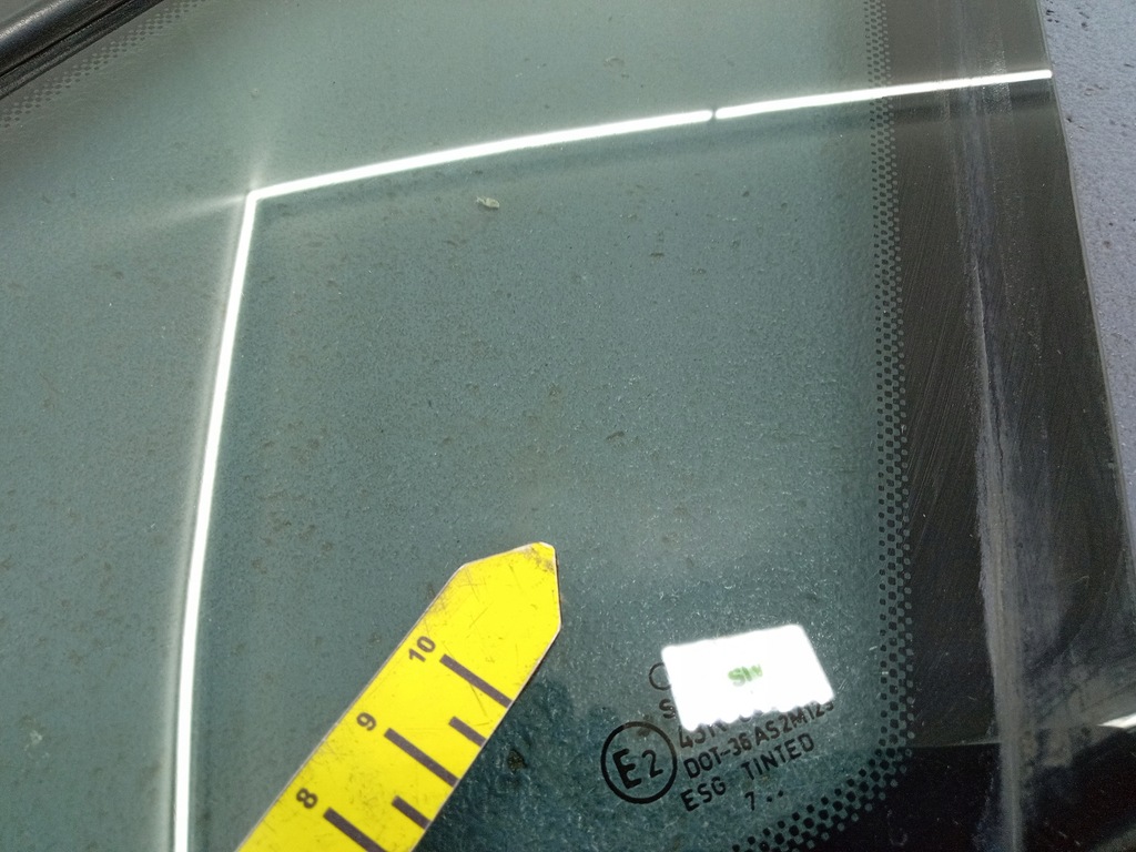 фото №4, Audi a6 c5 sedan стекло кузовная правый задняя