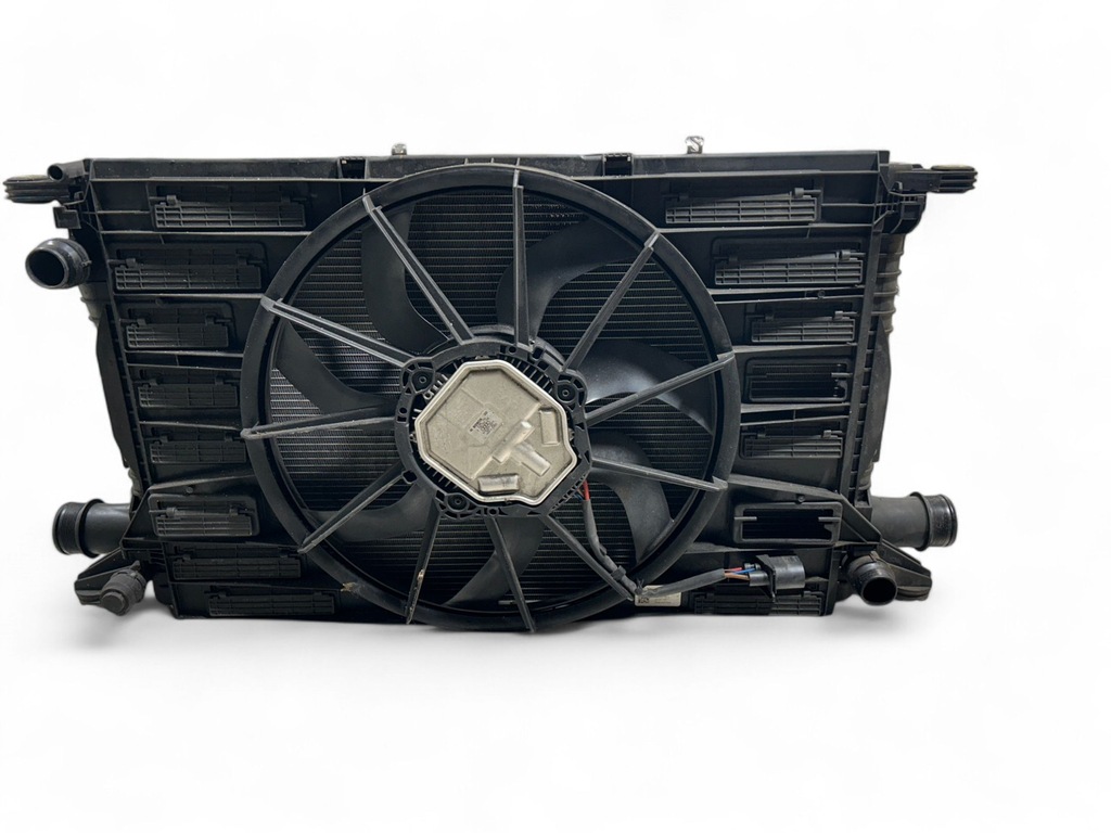 фото №9, Audi q7 4m 2017 радиатор / комплект