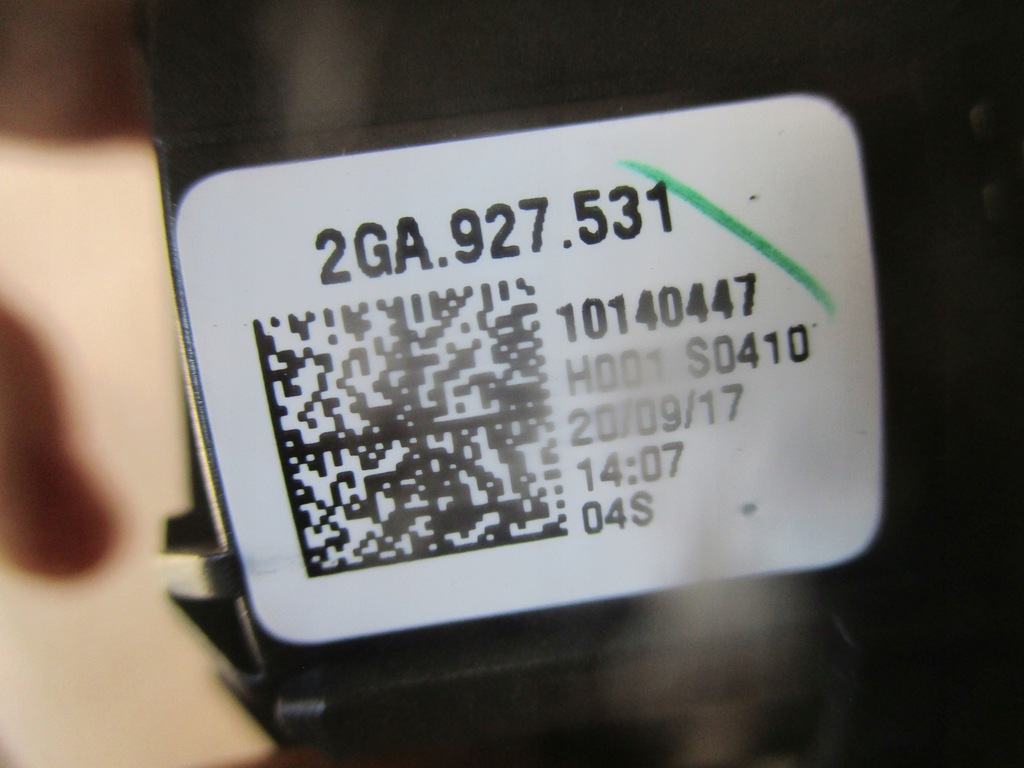 фото №7, Рамка туннель переключатель привода 2ga927531 vw t-roc