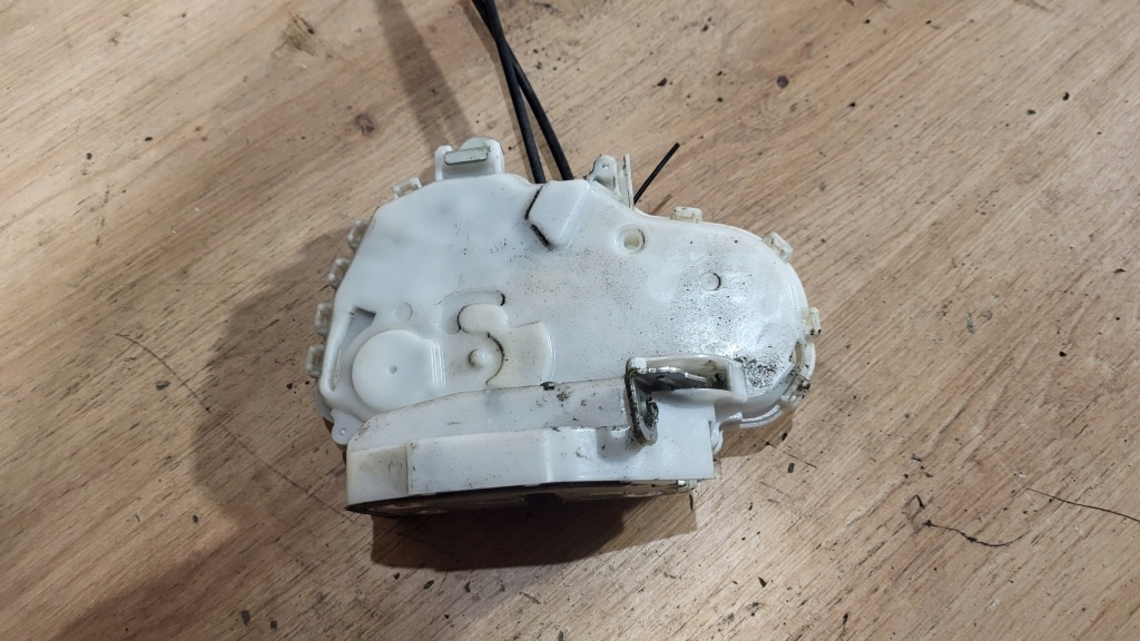 фото №14, Замок правий задня honda civic viii 8 ufo hb 5d 7 pin