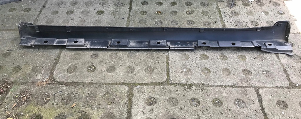 фото №5, Toyota avensis iii t27 накладка порог правая