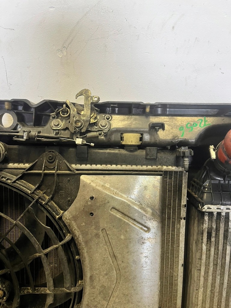 фото №11, Радиатор комплект вентилятор citroen c3 iii 3 1.5 9801492280