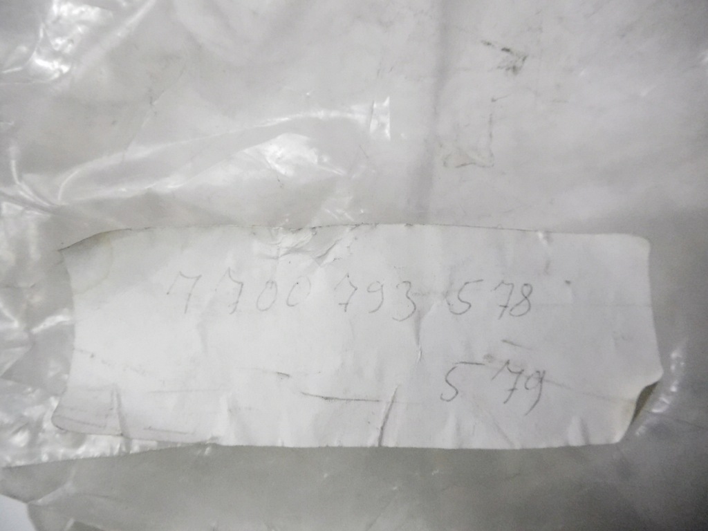 фото №16, Спойлеры накладки бампера renault r21 7700793578