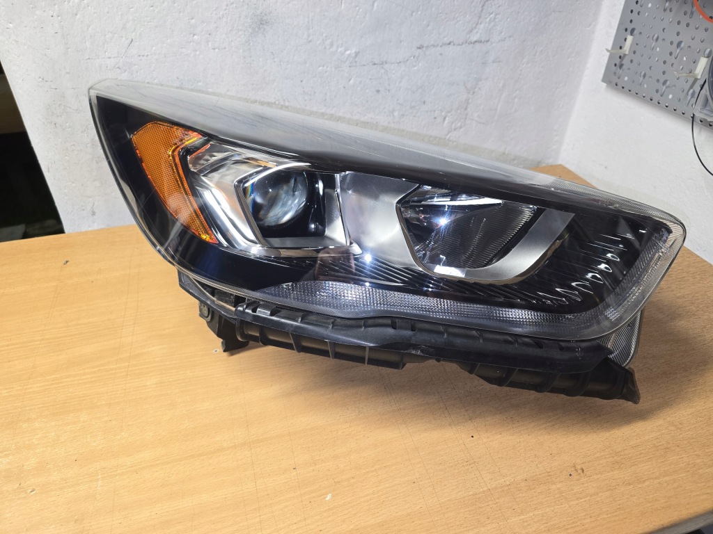 Купити Фара правий ford kuga mk2 рестайлінг  лінза led gv41-13w029-fc європа