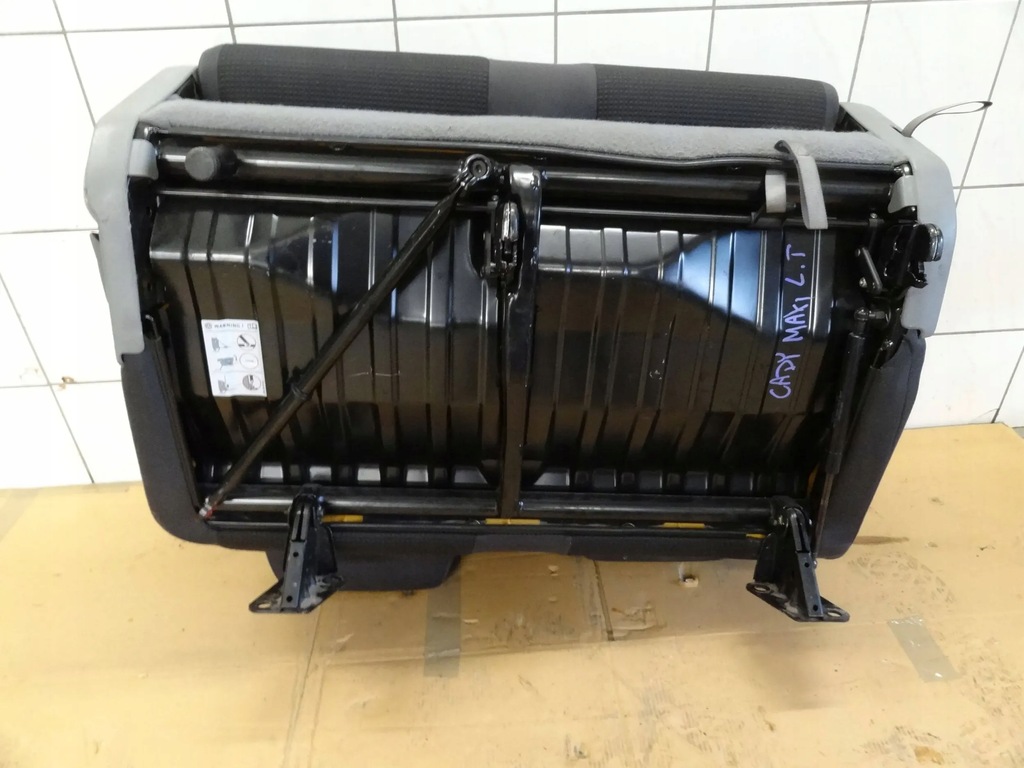 фото №3, Vw caddy iii maxi 2010 сиденья 2 ряд комплект
