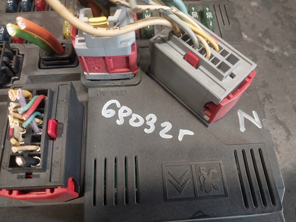 фото №9, Модуль / блок керування комфорту peugeot 9652474880 s118085120c