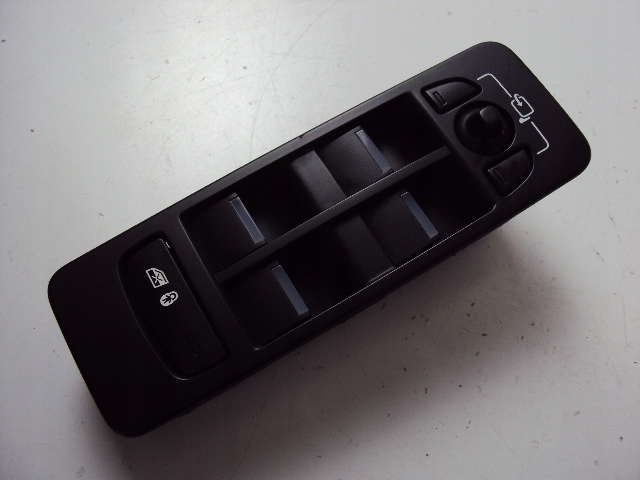 фото №1, Панель окон левый land rover discovery sport l550