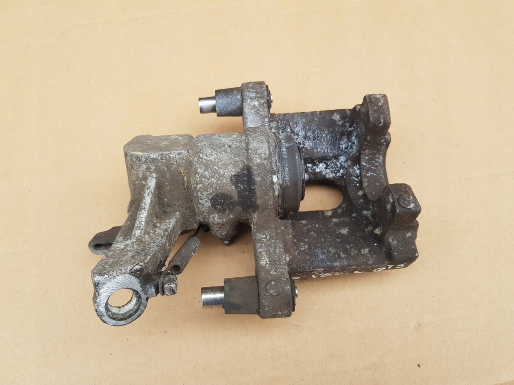 фото №12, Суппорт тормозной правый задняя / opel vectra c signum / проверенный - оригинал