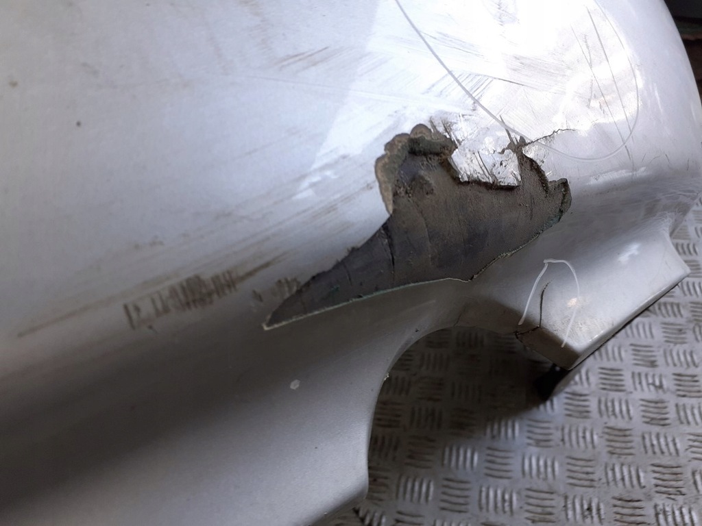 фото №12, Бампер задня chrysler pacifica