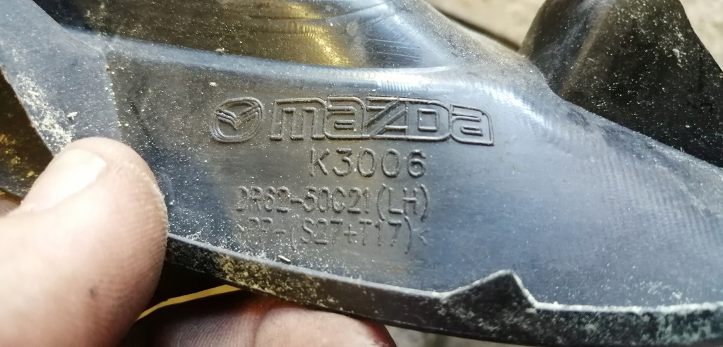 фото №7, Mazda 2 10-14 решітка бампера dr6250c21