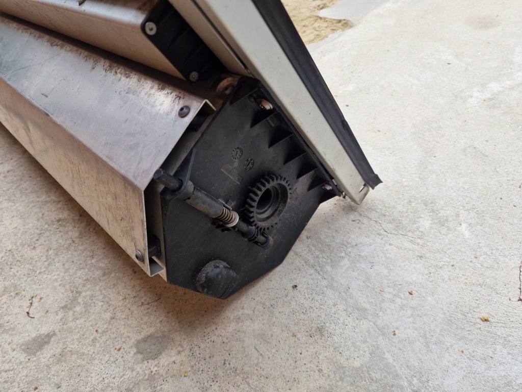 фото №11, Jb3j-d501a42ba шторка ford ranger 2011- mountain top обшивка