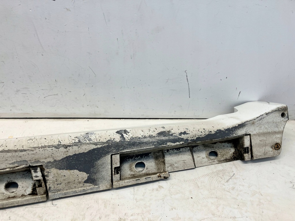 фото №9, Avensis t27 lift t29 поріг захист зовнішня поріг права 040 do фарбування