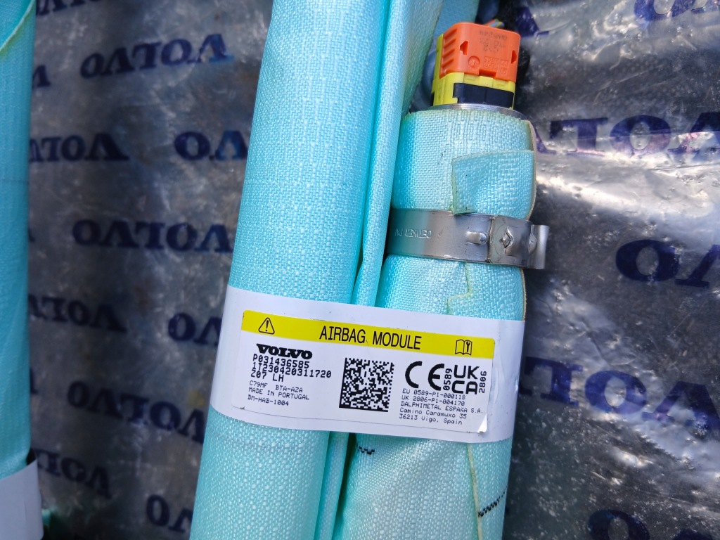 Шторка безпеки ліва 31436585 volvo xc60 2 2020r. в Україні