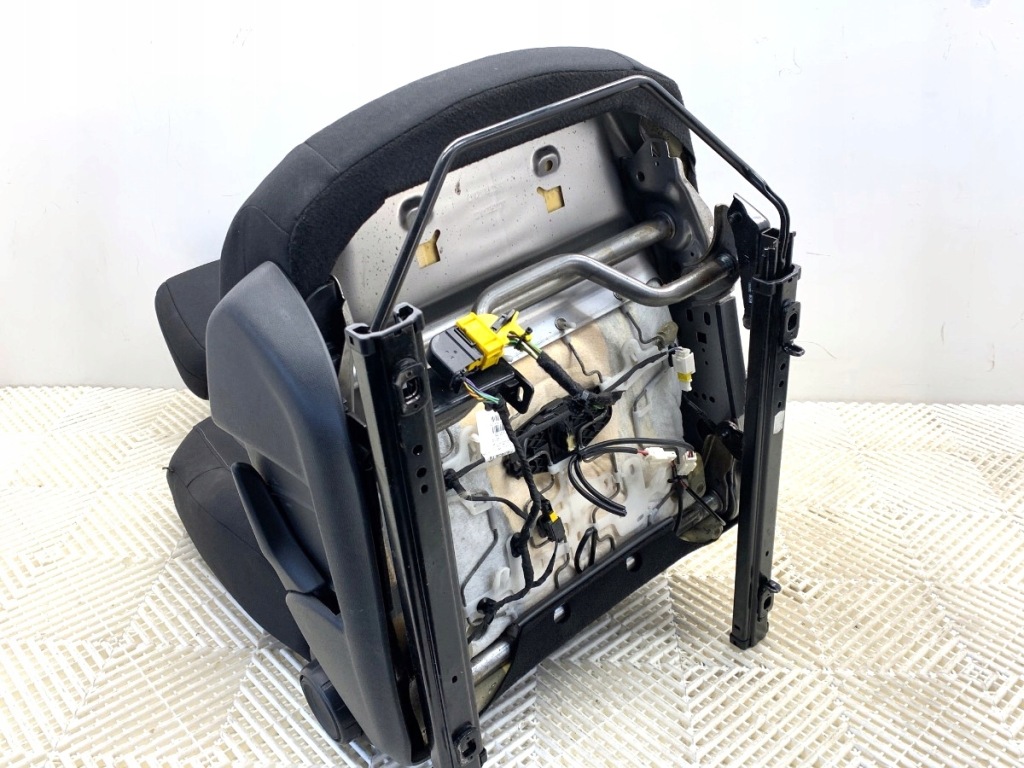 Сиденье правый перед peugeot 308 sw 2 универсал 14-21 сиденье передний, правый Киев