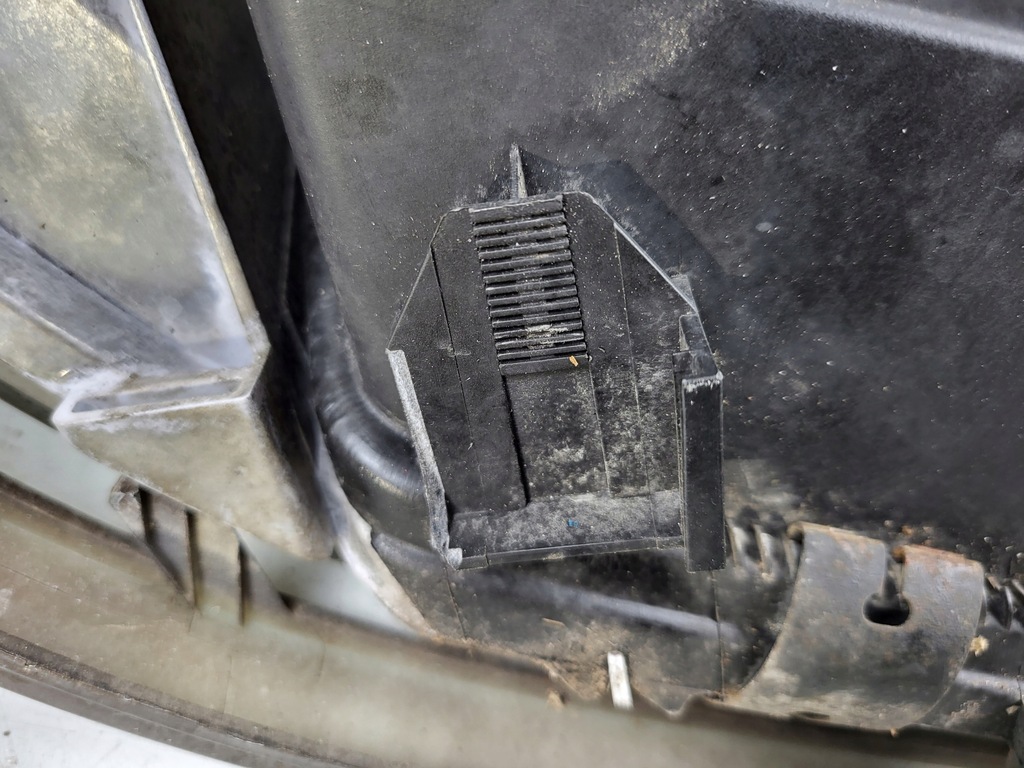 фото №15, Audi s8 d2 a8 4.2 lift 00r лампа левая ксенон europa