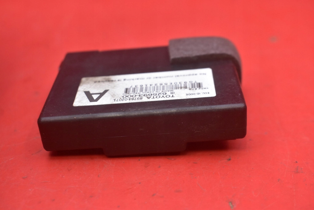 Блок керування модуль імобілайзер 89784-02071 toyota auris ii e18 kombi lift 15-18 Недорого
