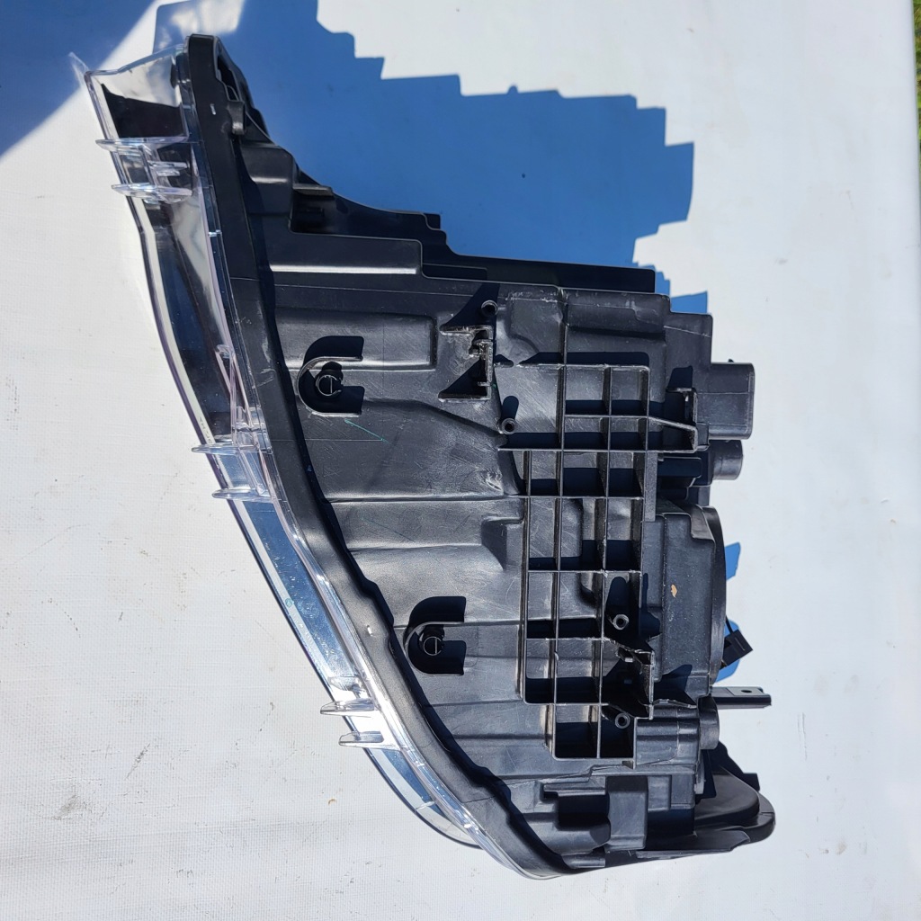 Лампа правий перед tyc 20-9815-00 Доставка