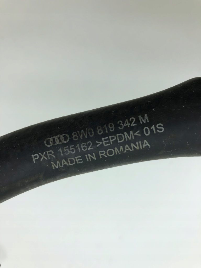 Vw audi a4 труба дроти води радіатора 04e121177 Київ