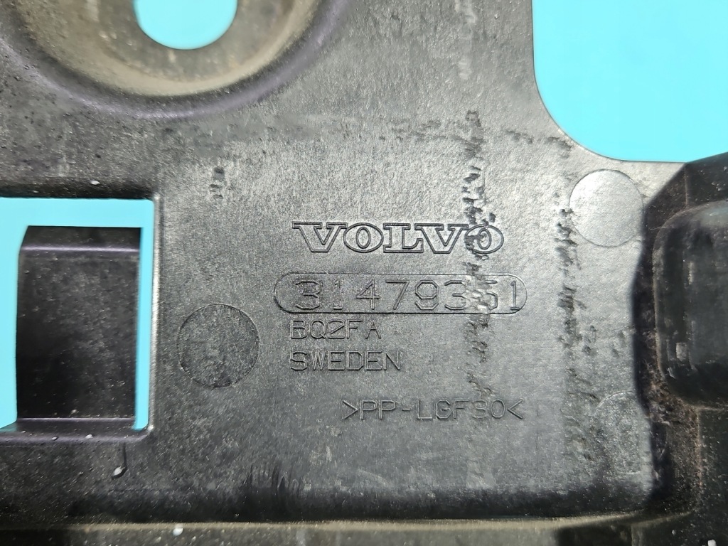 Корпус аккумулятор основание volvo s90 2 16- 31479351 Оригинал