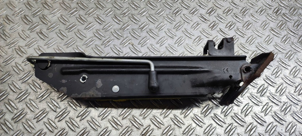 фото №5, Audi q7 4l 2006 домкрат автомобильный