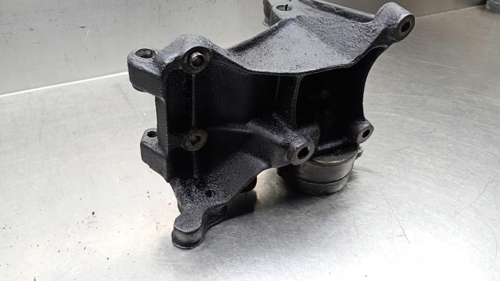 Кронштейн генератора 9634962980 citroen berlingo peugeot partner 1.9d в Україні